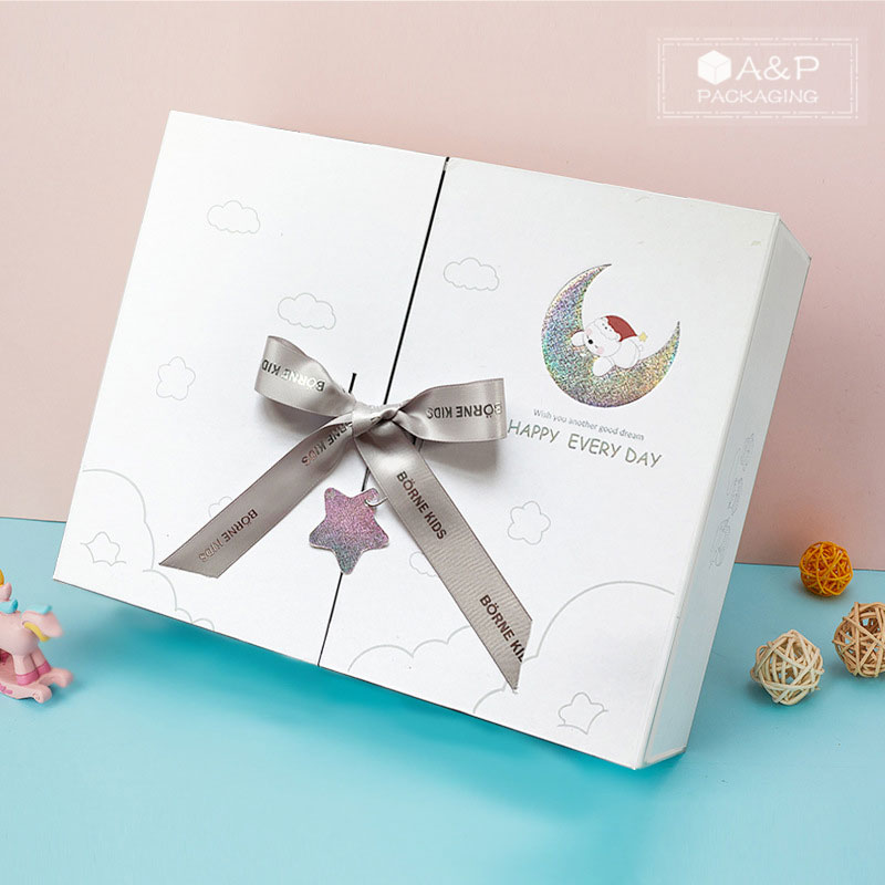 Decorative Gift Boxes photos